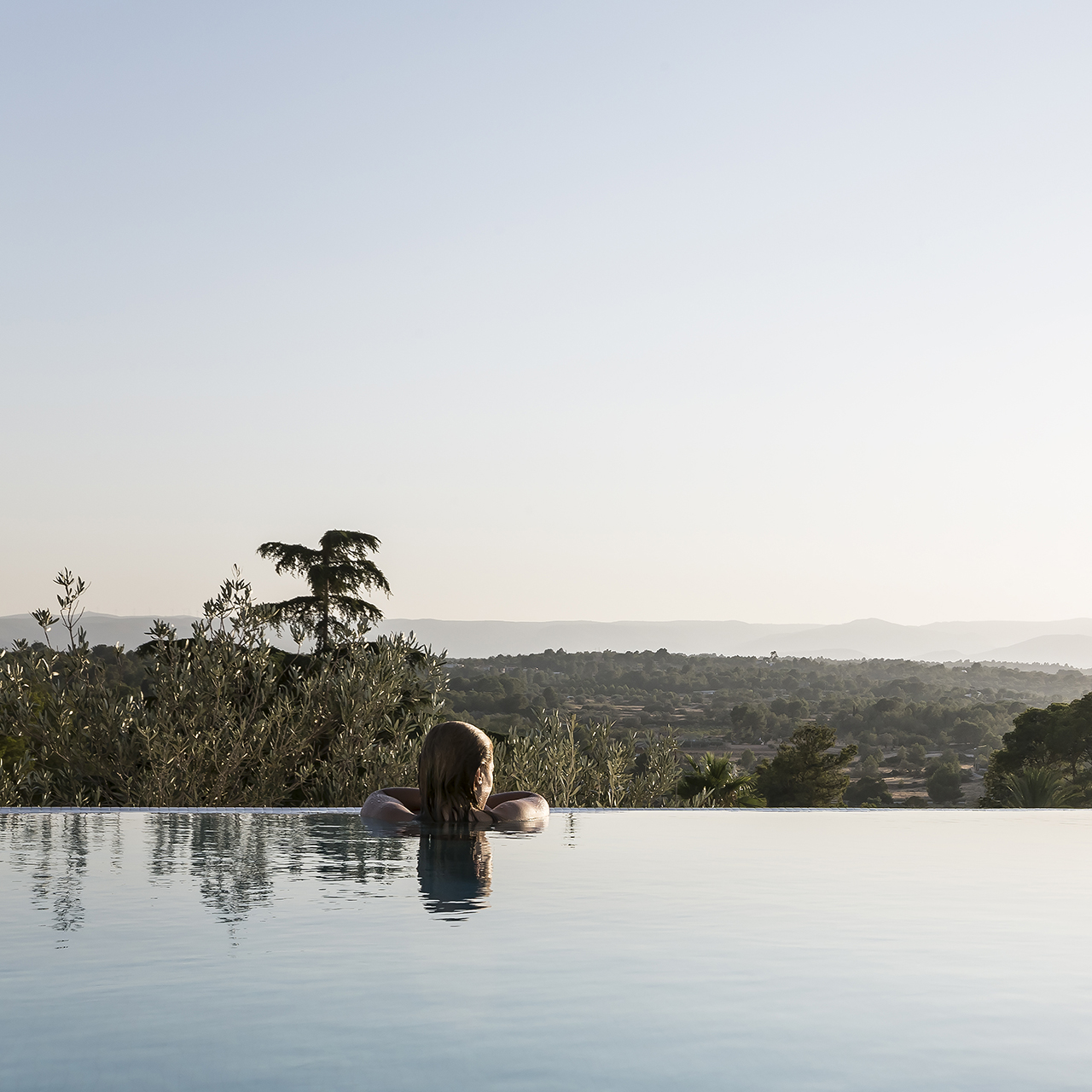 Piscina infinita