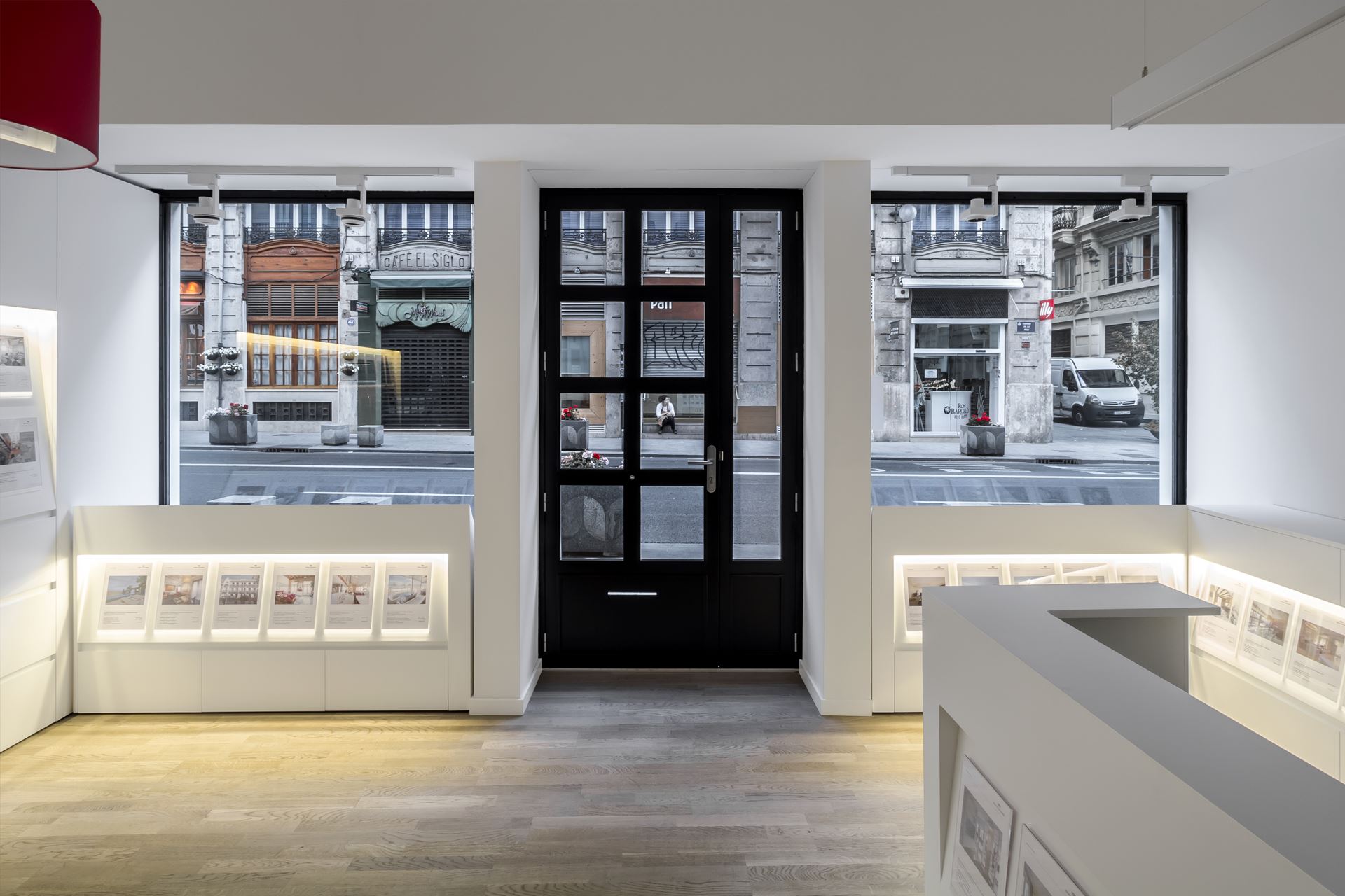 Offices refurbishment in  the center of Valencia - Gallardo Llopis Architects